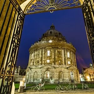 Radcliffe Camera at night, Oxford, Oxfordshire, England, United Kingdom, Europe