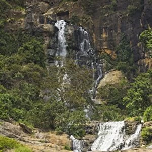 Rawana (Ravana) Falls, a popular sight by the highway to the coast as it drops thru Ella Gap