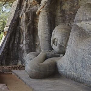 Reclining Buddha statue, Gal Vihara, Polonnaruwa, UNESCO World Heritage Site, North Central Province, Sri Lanka, Asia