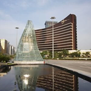 Reflection of Wynn Casino, Macau, China, Asia
