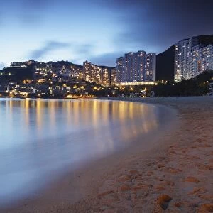 Repulse Bay beach at dusk, Hong Kong Island, Hong Kong, China, Asia