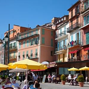 Restaurants along waterfront, Villefranche, Alpes-Maritimes, Provence-Alpes-Cote d Azur, French Riviera, France, Europe