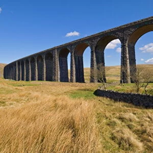 Ribblehead railway viaduct on the Settle to Carlisle rail route, Yorkshire Dales National Park