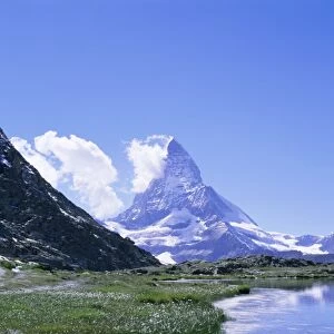 Riffelsee and the Matterhorn (4478m)