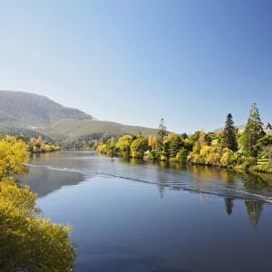 River Derwent near New Norfolk, Tasmania, Australia, Pacific