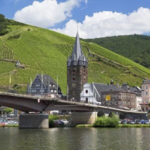 River Moselle and St Michaels Church, Bernkastel-Kues, Rhineland-Palatinate, Germany