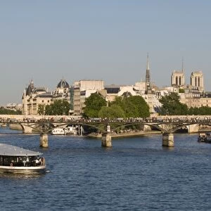 River Seine and Ile de la Cite, Paris, France, Europe