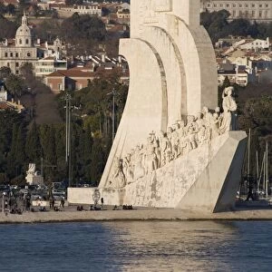 River Tagus and Monument to the Discoveries, Belem, Lisbon, Portugal, Europe