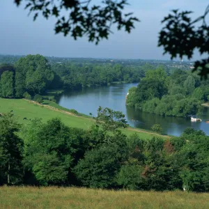 River Thames at Richmond, Surrey, England, United Kingdom, Europe