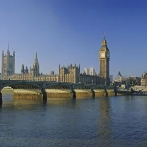 The River Thames, Westminster Bridge and the Houses of Parliament, London, England, UK
