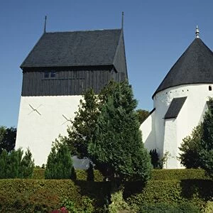 Round church dating from the 12th and 13th centuries, Osterlars, Bornholm