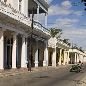 Rows of columns in the Paseo del Prado, the main avenue, Cienfuegos, Cuba