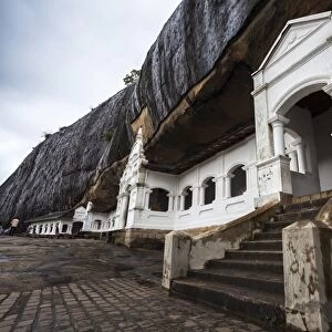 Royal Rock Temple, Golden Temple of Dambulla, UNESCO World Heritage Site, Dambulla, Sri Lanka, Asia