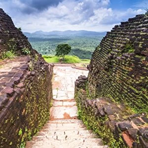 Ruins at the top of Sigiriya Rock Fortress (Lion Rock), UNESCO World Heritage Site, Sri Lanka, Asia