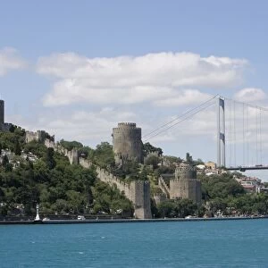 Rumeli Hisari fortress and the Fatih Mehmet Bridge on the Bosphorus, Istanbul