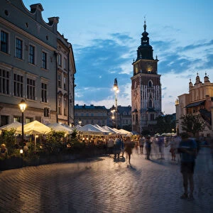 Rynek Glowny (Market Square) at dusk, UNESCO World Heritage Site, Krakow, Malopolskie