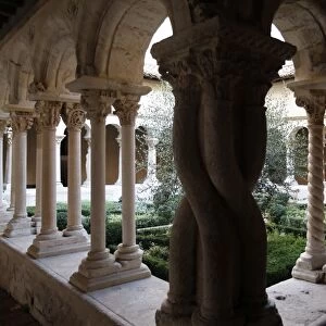 Saint-Sauveur cathedral cloister, Aix-en-Provence, Bouches du Rhone, Provence