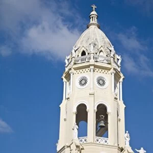 San Francisco de Asisi Church (Iglesia de San Francisco De Asis), Plaza Bolivar