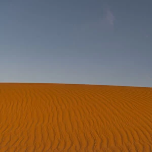 Sand ripples in the sand dunes of the Tenere Desert, Sahara, Niger, Africa