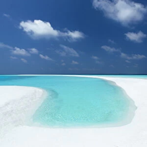 Sandbank and tropical lagoon, Maldives, Indian Ocean, Asia