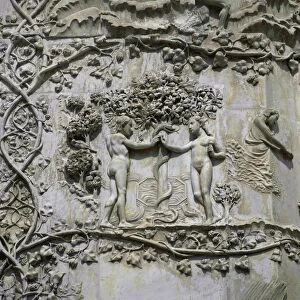 Detail showing Garden of Eden on 14th century marble relief by Lorenzo Maitani