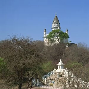 Shrine and Jain temple on hillside, Sonagiri, Madhya Pradesh state, India, Asia