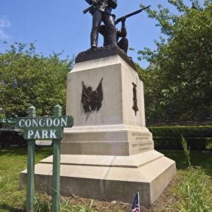 The Soldiers and Sailors Monument, erected by William Clark Noble in 1890 to honour the fallen of the American Civil War at Congdon Park on Broadway in historic Newport, Rhode Island, New England, United States of America