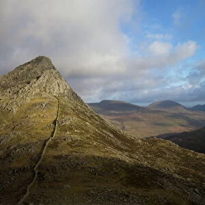 South ridge of Tryfan from Glyder Fach, Snowdonia National Park, Gwynedd, Wales, United Kingdom, Europe