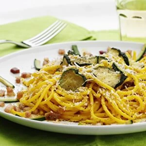 Spaghetti with zucchini, Italy, Europe