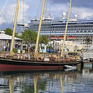 Spirit of Bermuda sloop in the Royal Naval Dockyard, Sandys Parish, Bermuda, Central America