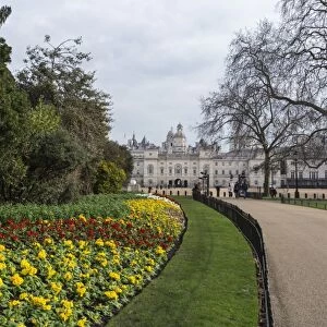 Spring flowers in St. Jamess Park, with view to Horse Guards, Whitehall, London