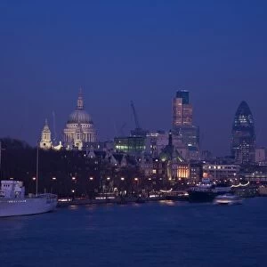St. Pauls Cathedral and the City of London skyline at night, London
