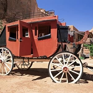 Stage coach outside Gouldings Museum