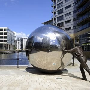 Stainless steel sculpture by Kevin Atherton, Clarence Dock, Leeds, West Yorkshire