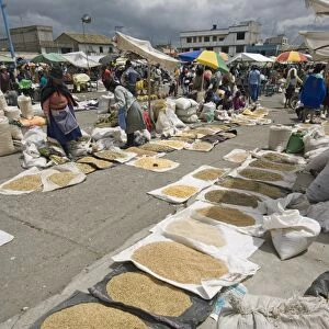 Staples like rice and pulses for sale at the huge market in Saquisili, north of Latacunga