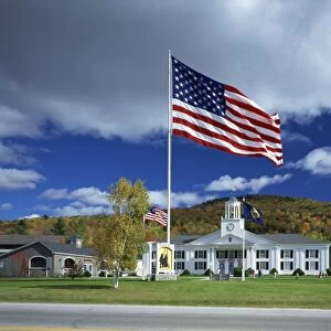 The Stars & Stripes in front of the Heritage Centre, White Mountain National Park