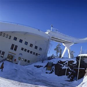 Statue of Fridtjof Nansen and the ski jump at the Ski Museum