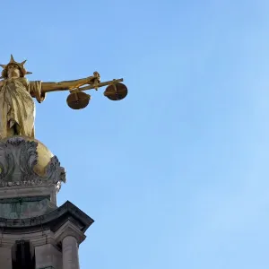 Statue of Lady Justice with sword, scales and blindfold, Old Bailey, Central Criminal Court, London, England, United Kingdom, Europe