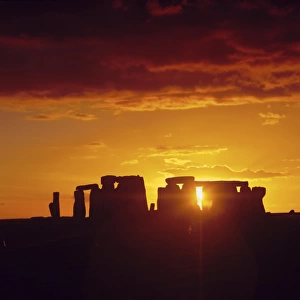 Stonehenge, Ancient ruins, Wiltshire, England, UK, Europe
