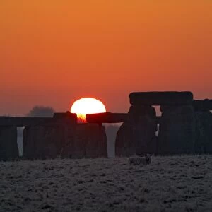 Stonehenge, UNESCO World Heritage Site, at sunrise, Wiltshire, England