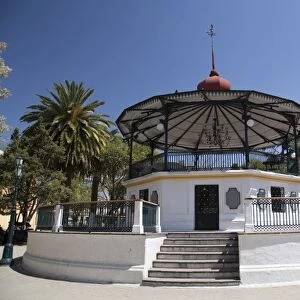 Two storey marimba bandstand, El Zocalo (also referred to as the Plaza of March 31st), San Cristobal de las Casas, Chiapas, Mexico, North America