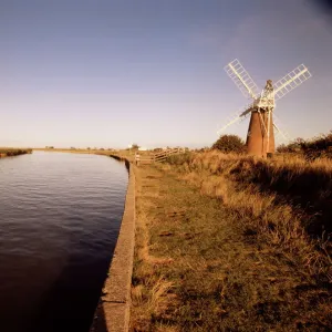 Stracey Arms windpump, River Bure, Norfolk Broads, Norfolk, England, United Kingdom