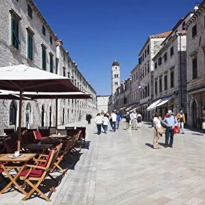 Street cafe on the main road Placa Stradun, Old Town, UNESCO World Heritage Site, Dubrovnik, Dalmatia, Croatia, Europe