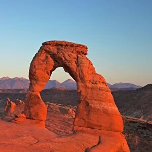Sunset at Delicate Arch, Arches National Park, Moab, Utah, United States of America, North America
