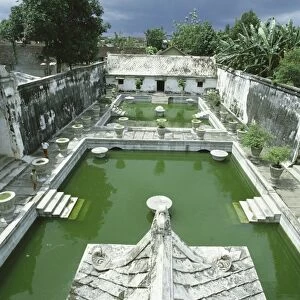 Swimming pools where the court princesses would bathe