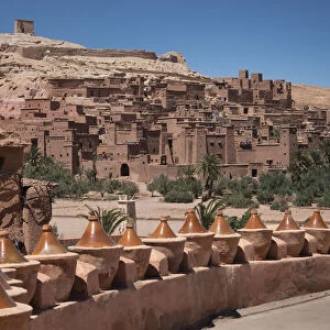 Tagine pots decorate a wall at Kasbah Ait Benhaddou, near Ouarzazate, Morocco