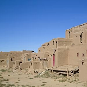 Taos Pueblo, UNESCO World Heritage Site, Pueblo dates to 1000 AD, New Mexico, United