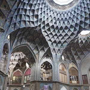 Teashop in a Khan, Bazar, Kashan, Iran, Western Asia