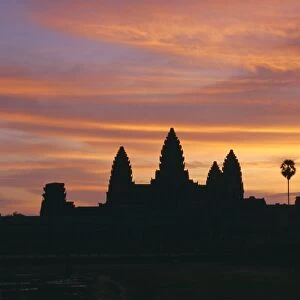 The temple of Angkor Wat at sunrise, Angkor, Siem Reap, Cambodia