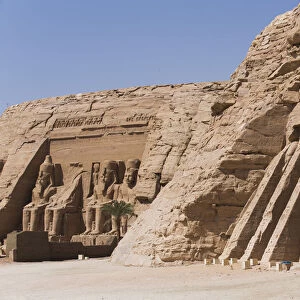 Temple of Hathor and Nefertari on right, Temple of Ramses II on the left